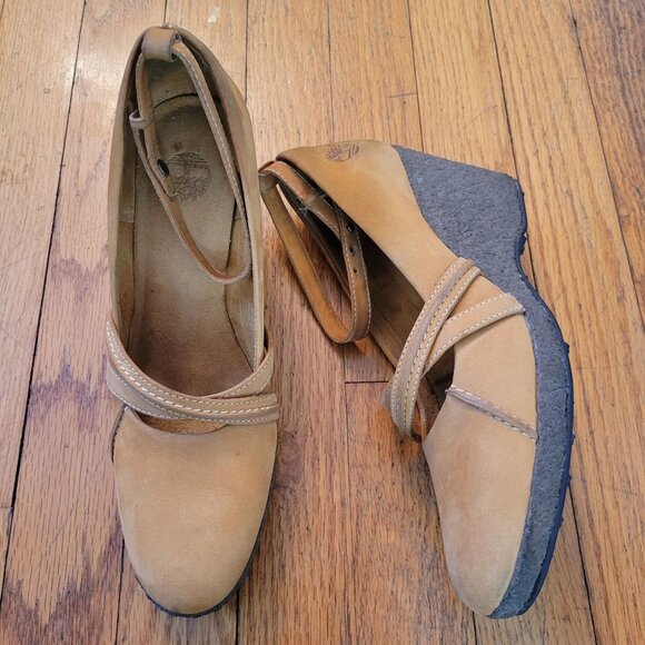 Timberland Leather Mary Jane Shoes 7.5M‎ Beige Wedge - Picture 1 of 10